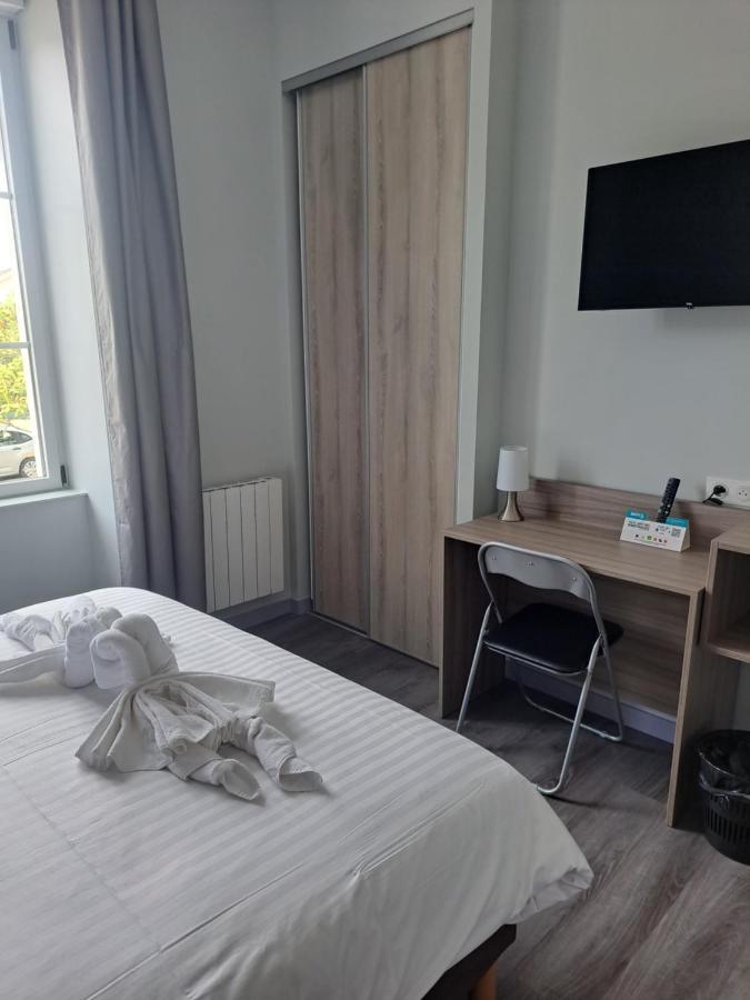 Le Petit Vedaquais Bed & Breakfast Vaas ภายนอก รูปภาพ